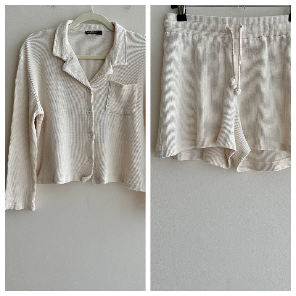 Nasty Gal Cream Waffle Knit Button Down Shirt & Shorts Lounge Pajama Set, Size 4